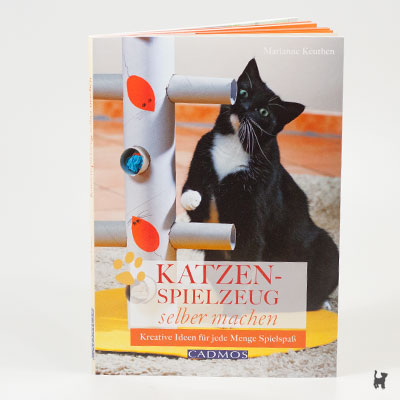 Das Buch "Katzenspielzeug selber machen" von Marianne Keuthen