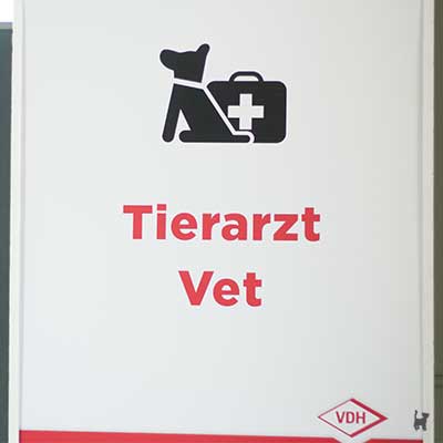 Aufsteller 'Tierarzt / Vet' auf der Hund & Katz Messe Dortmund 2018